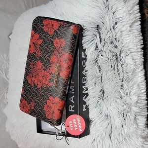 Rampage Wallet Women red floral  8x5 in.......c4